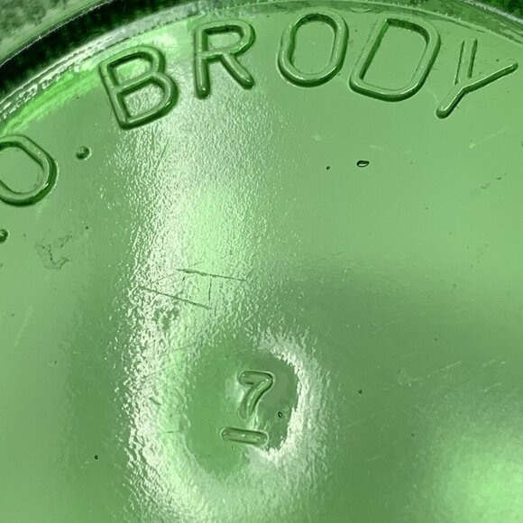 EO BRODY Glass Candy Bowl Emerald Green Ribbed Round Dish Vtg Cleveland USA - Picture 5 of 5